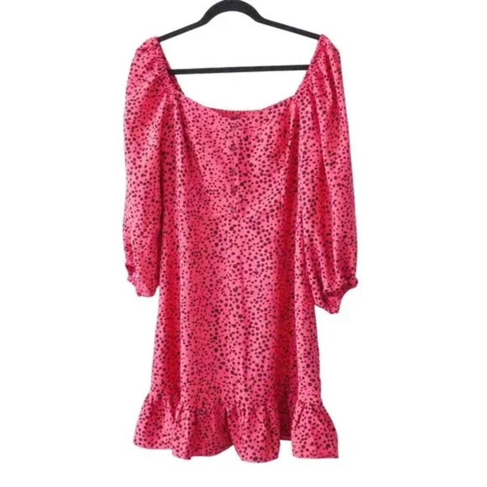 Puffed sleeve pink and black dress